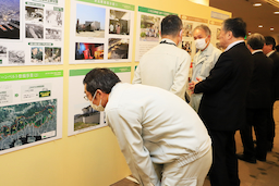 �p�l���W��